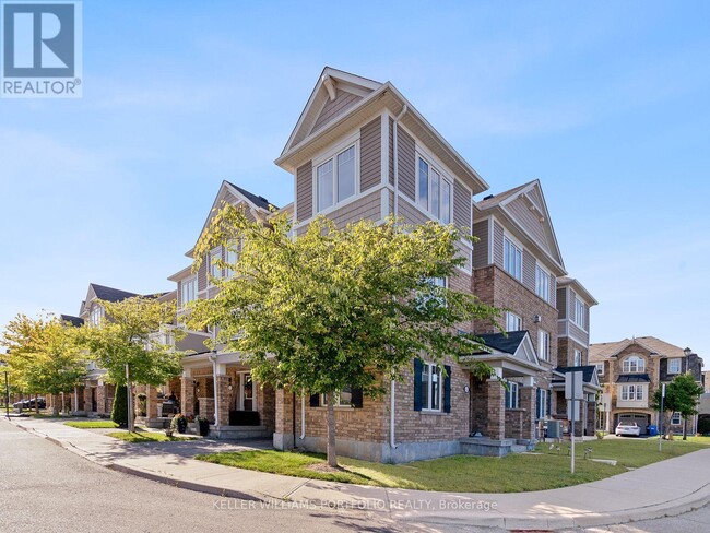 Building Photo - 1025 Nadalin Heights