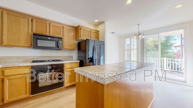 Building Photo - 526 Emily Rose Cir