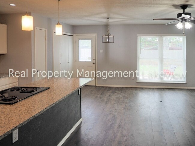 Building Photo - 534 Oldbridge Dr