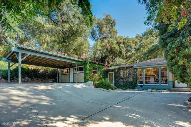 Building Photo - 3 br, 2 bath House - 3624 Canyon Crest Rd