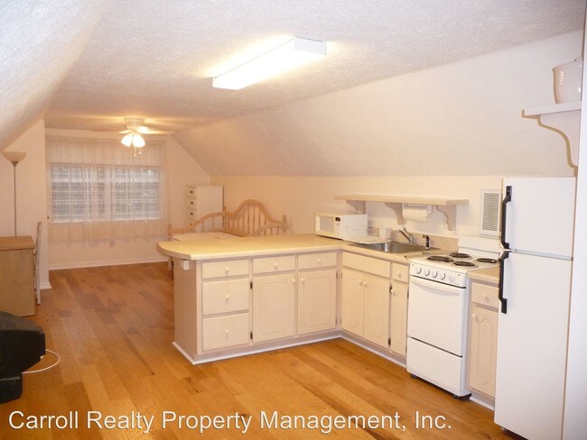 Foto del edificio - 4600 Carroll Wood Ln
