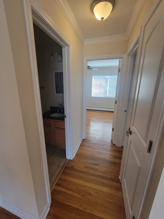 Foto del edificio - 5142 Fairview Ave