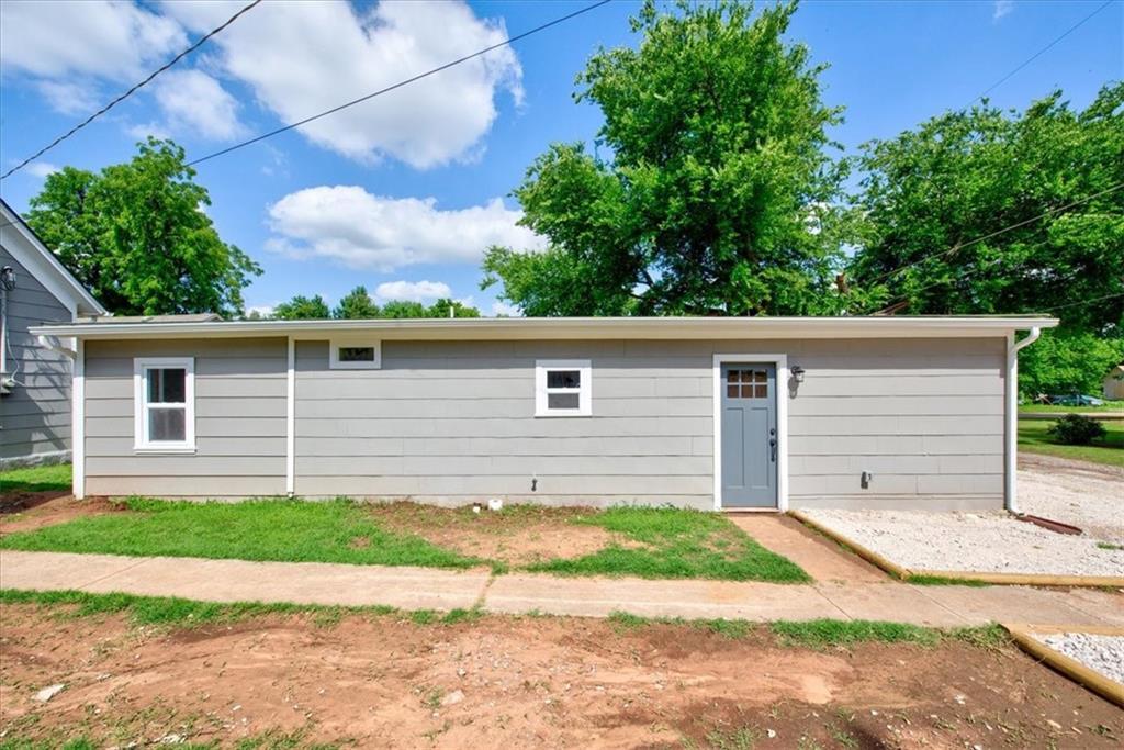Foto principal - 1205-1202 W College Ave