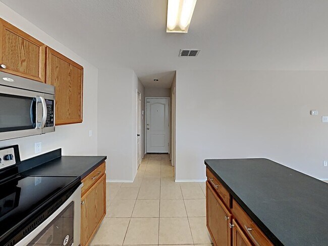 Foto del edificio - 13868 Sonterra Ranch Rd