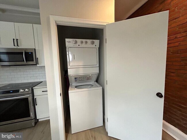 Foto del edificio - 900 N 29th St