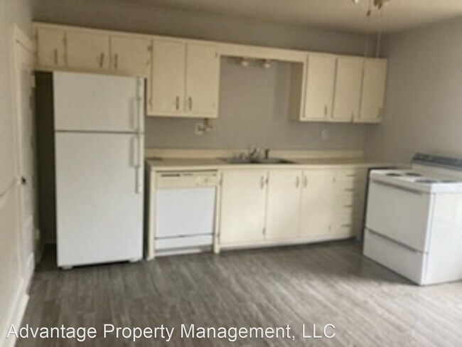 Foto del edificio - 1 br, 1 bath House - 705 Kivett St