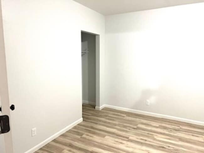 Foto del edificio - Beautiful 4 bedroom 2 bath in a nice neigh...