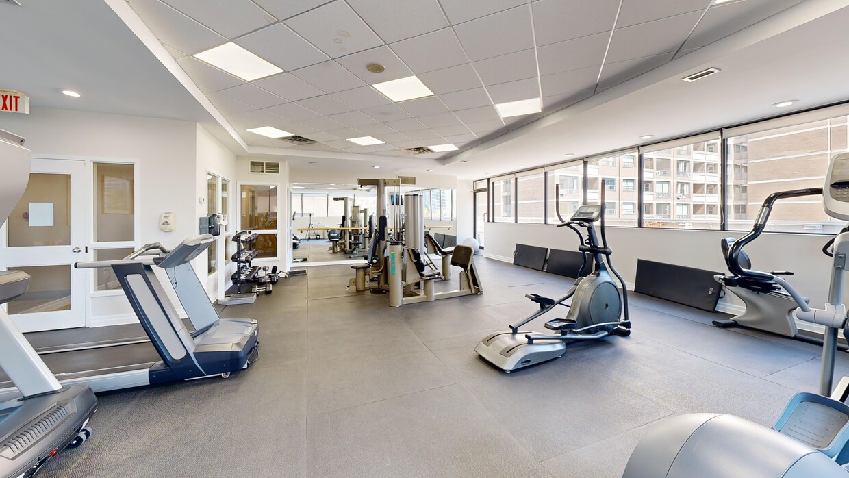 Photo - 1101 Bay Apartments