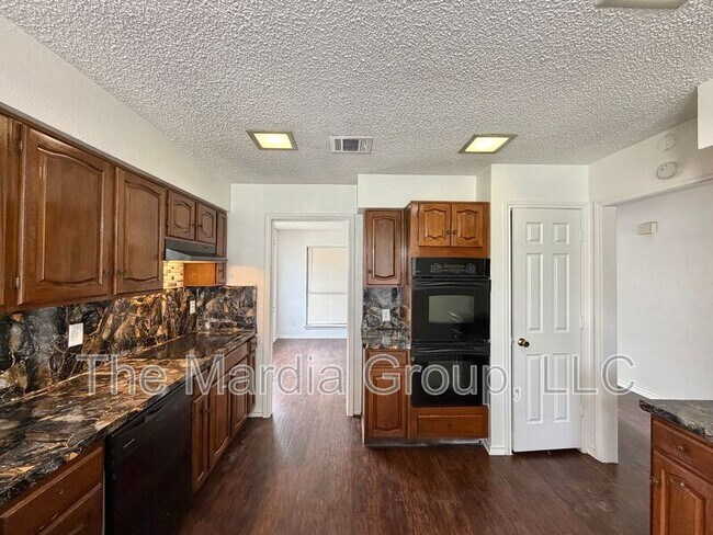 Foto del edificio - 13339 Fall Manor Dr