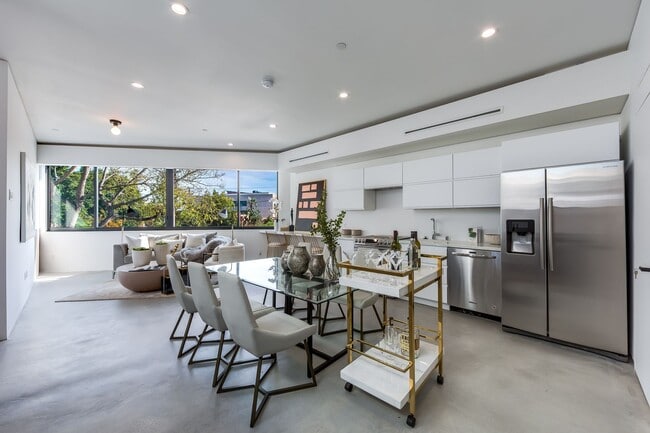 Building Photo - Architectural 1-Bed Designer Residence wit...