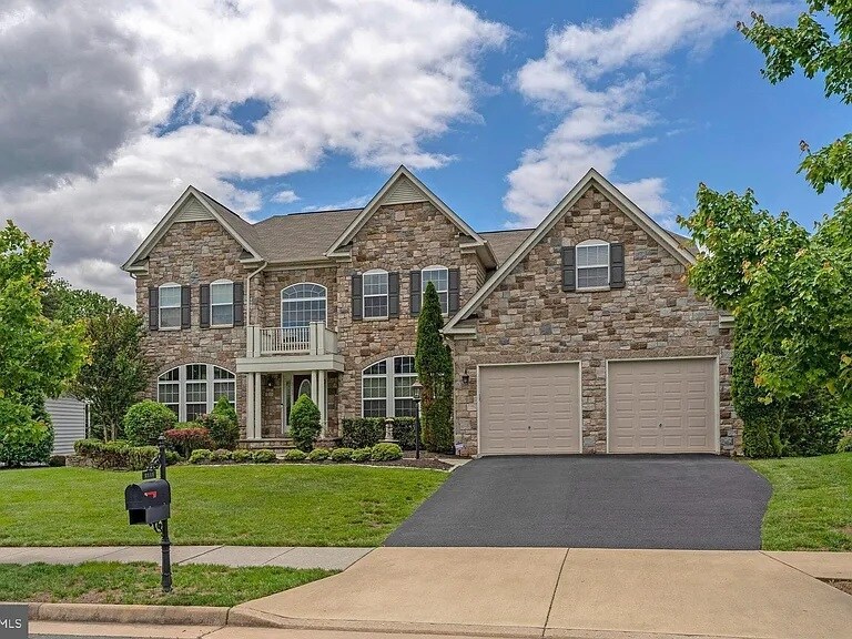 Foto principal - 2115 Sundrum Pl NE