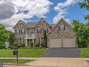 Building Photo - 2115 Sundrum Pl NE