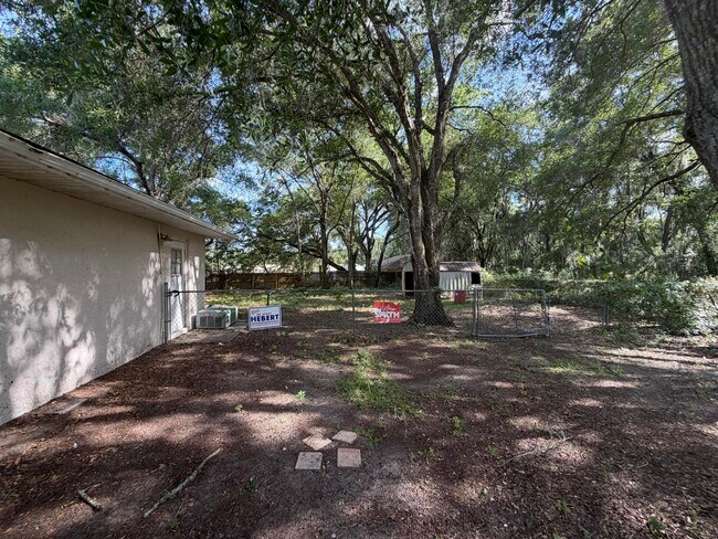 Foto del edificio - 3920 E Allendale St