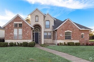 Building Photo - 1110 Calais Dr