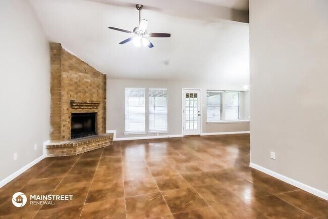 Building Photo - 2906 Twin Knolls Drive, Houston, TX 77339