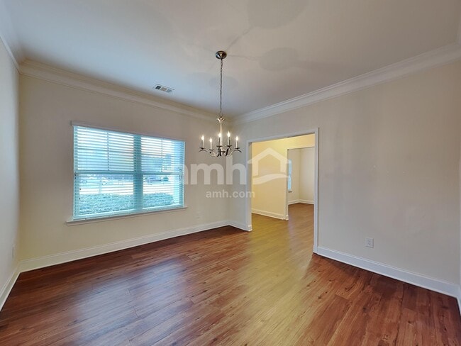 Building Photo - 2515 Beal St