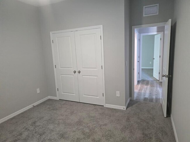 Foto del edificio - 6779 Flint Crk Dr