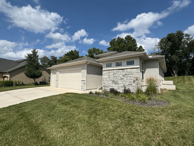 Foto del edificio - 1613 SW Hedgewood Ln