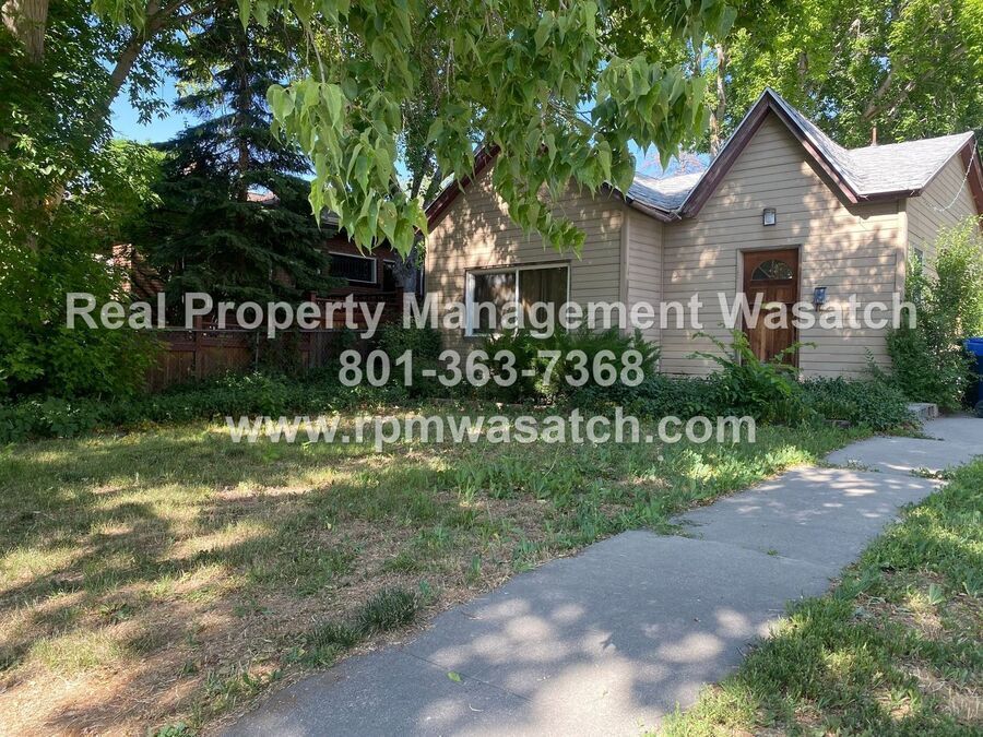 Primary Photo - 1011 S Windsor St