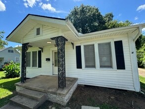 Building Photo - 3516 Alexander Ave