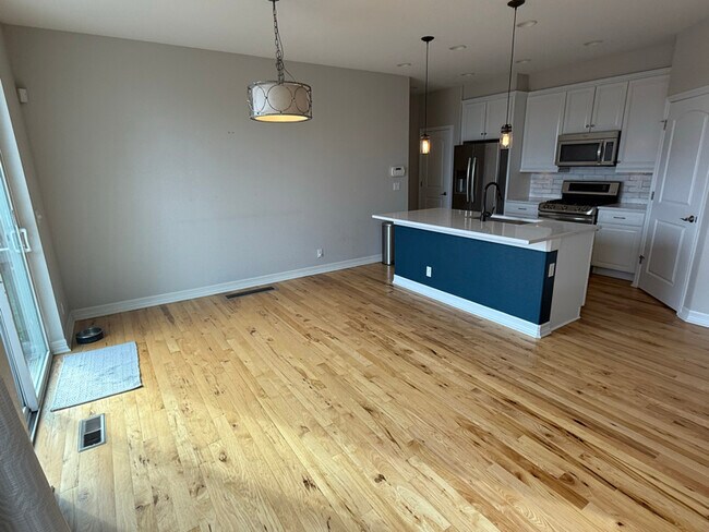 Foto del edificio - 10777 E 28th Pl
