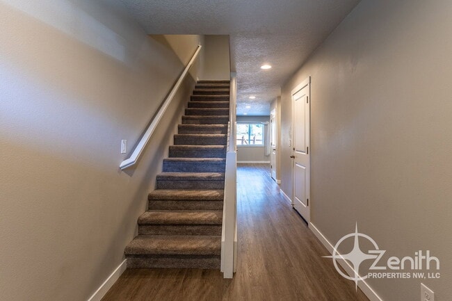 Foto del edificio - 7415 NE 136th Ave