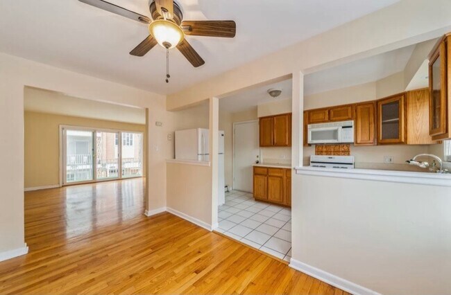 Foto del edificio - 2334 W 111th St
