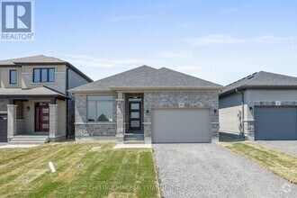 Building Photo - 10 Athabaska Dr