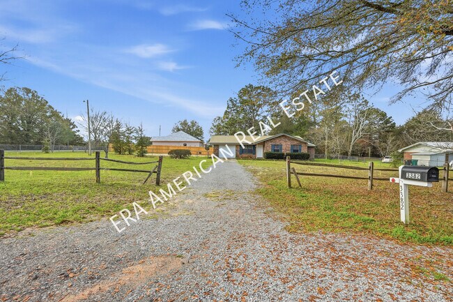 Foto del edificio - 3382 Polly Ln