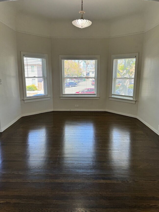 Foto del edificio - Remodeled 2bed/2bath HOME IN MIDTOWN! CENT...