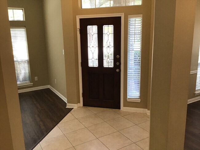 Building Photo - 10303 Shipmans Landing Drive