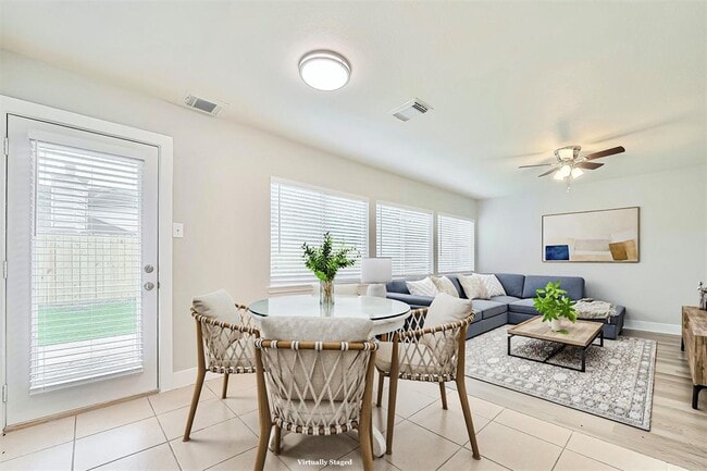 Building Photo - 5711 Silver Oak