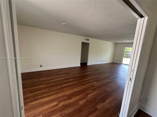 Building Photo - 3033 NW 68th St