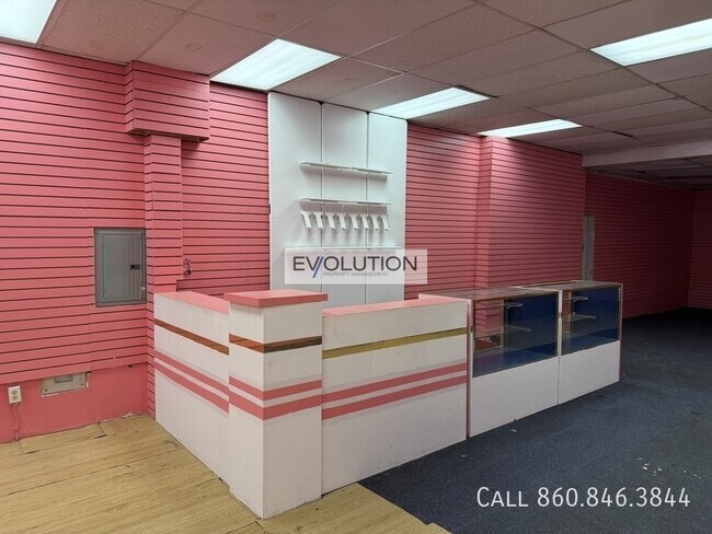 Foto del edificio - 642-648 Park St-642