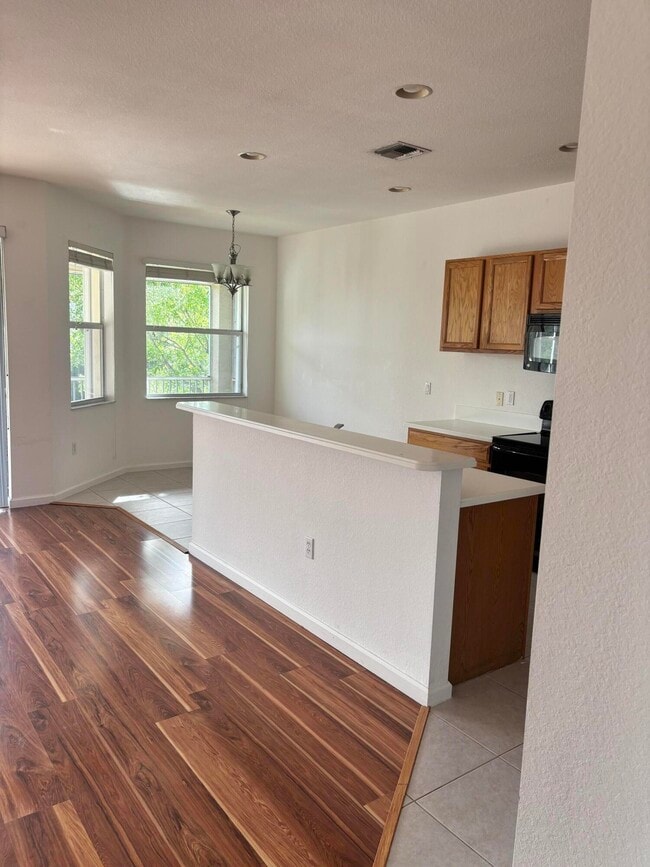 Building Photo - 7534 SW Herrington Ln