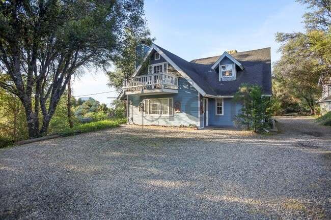 Building Photo - 44606 Silver Spur Trail