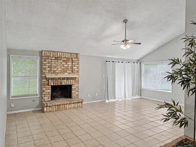 Building Photo - 7410 Songwind Ln
