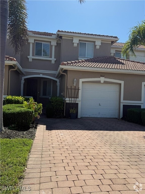 Building Photo - 9602 Roundstone Cir