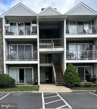 Building Photo - 28 Holly Ct