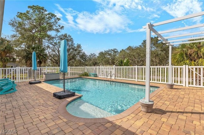 Building Photo - 6840 Cadet Ave