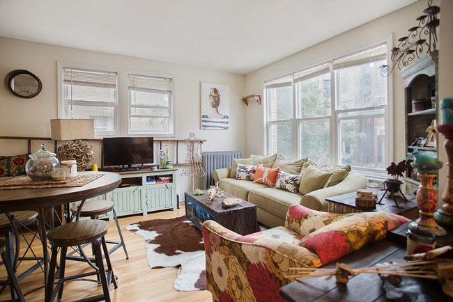 Sala de estar - Dakin Court - 910 W Dakin St