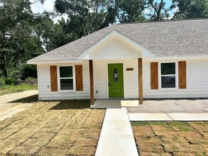 Building Photo - 15542 Towerwood Dr