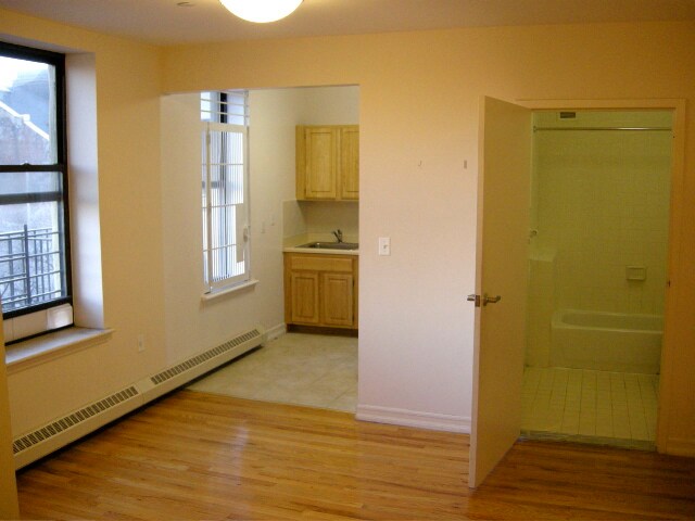 Foto del edificio - 212 Broome St