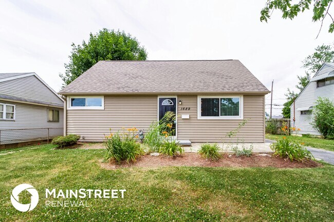 Foto del edificio - 1689 Geraldine Ave