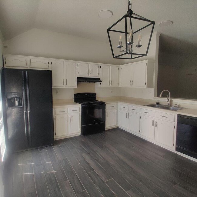 Photo - 7743 Meadow Vale Dr House