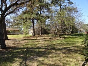 Building Photo - 1834 Dewsberry Pl