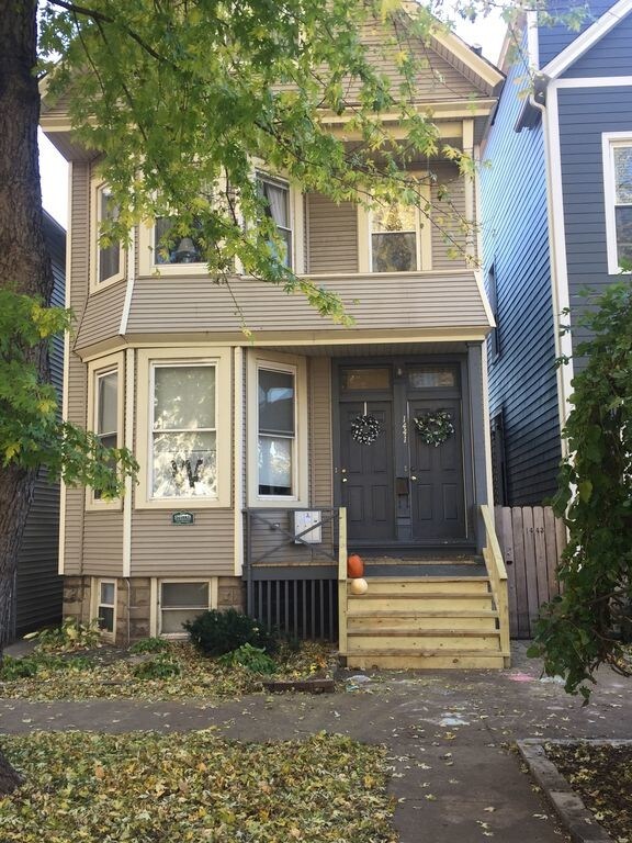 Primary Photo - 1441 W Fletcher St
