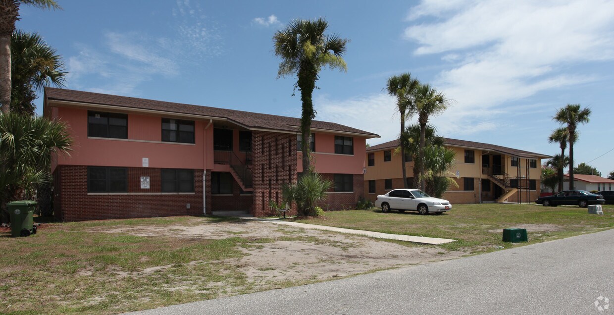 Primary Photo - 902 4th Ave S