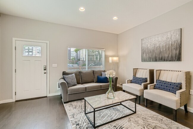 Foto del edificio - 2613 S Lane St