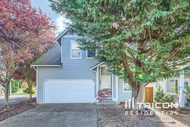 Building Photo - 1222 193rd St E